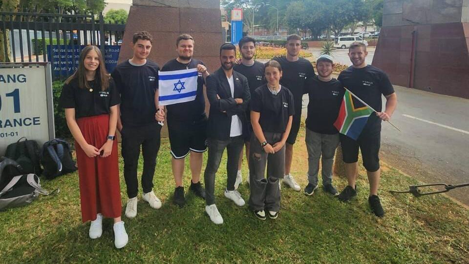 SAUJS student leaders with Arab Israeli activist Yoseph Haddad at the University of Pretoria