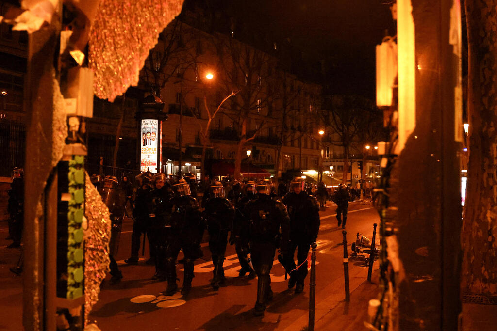 France Paris protester contre la réforme des retraites