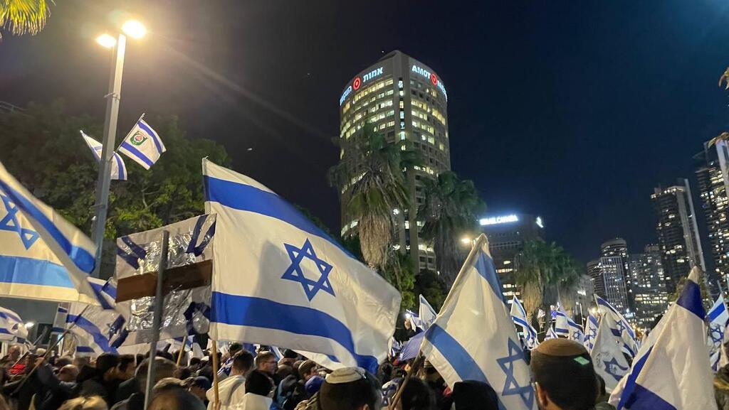צילום: זהר גליק הפגנה בעד המהפכה המשפטית בתל אביב