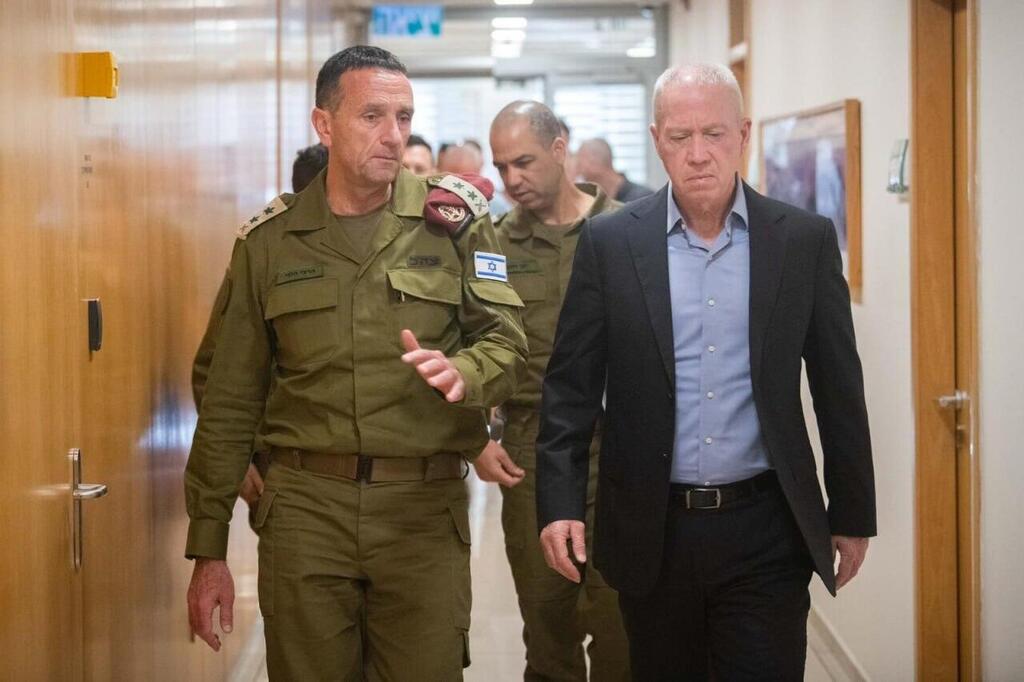 שר הביטחון גלנט והרמט"ל הלוי יואב גלנט בהערכת מצב עם בכירי מערכת הביטחון