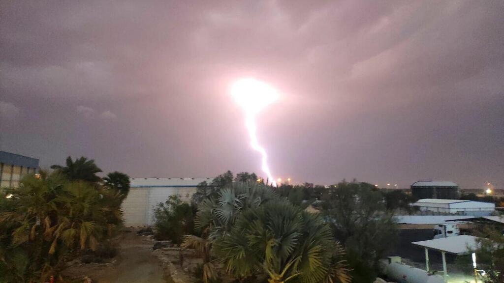 ברקים קיבוץ יטבתה