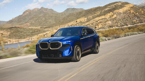 BMW's XM hybrid model attempts to bridge worlds of performance driving and luxury - Vimarsana News