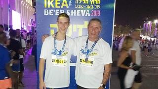 יצחק פיכמן לצד בנו איתן ז"ל
