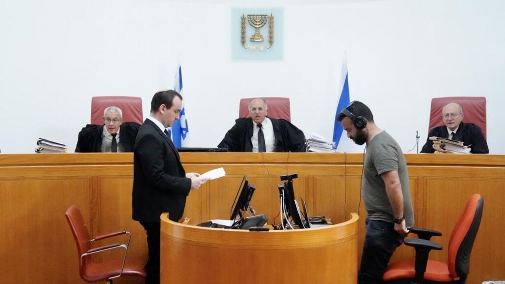 הדיון בנושא חאן אל אחמר, בשבוע שעבר. הוביל לשינוי בעמדת השופטים (צילום: שלו שלום) דיון בהתנגדות לצו על תנאי בתיק חאן אל אחמר בבג"צ