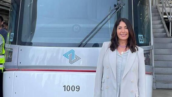 השרה מירי רגב בסיור ברכבת הקלה