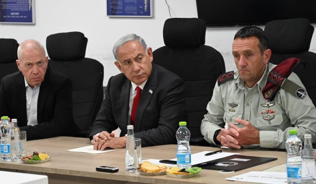 ראש הממשלה בנימין נתניהו, הרמטכ"ל הרצי הלוי ושר הביטחון יואב גלנט בהערכת מצב