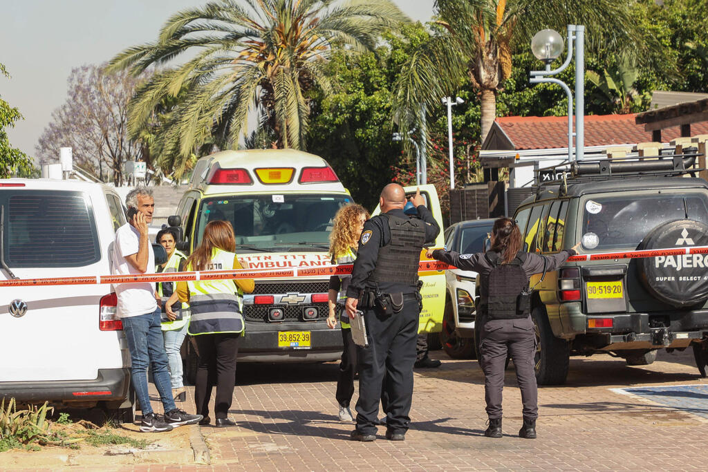 שדרות, היום (צילום: AFP) זירת הנפילה בשדרות