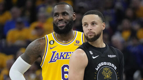 Curry snubs LeBron in all-time NBA starting 5 pick