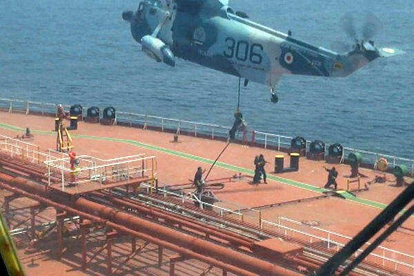 video released by Iran shows Iranian naval soldiers boarding the U. S. bound Advantage Sweet oil tanker off the coast of Oman (Photo: AFP) video released by Iran shows Iranian naval soldiers boarding the U. S. bound Advantage Sweet oil tanker off the coast of Oman