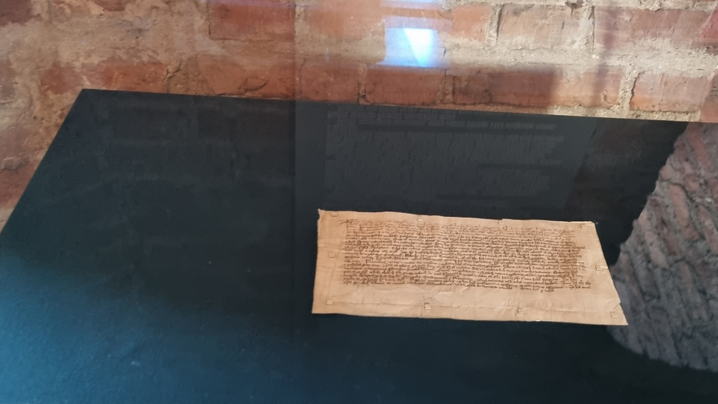 A copy of the letter sent by Duke Gediminas (צילום: רינה דריגוב) 101