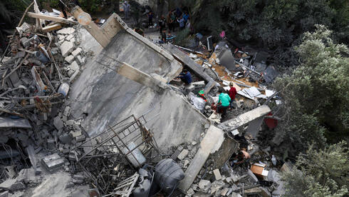 IDF resumes strikes on Gaza terror targets as fighting enters third day - Vimarsana News