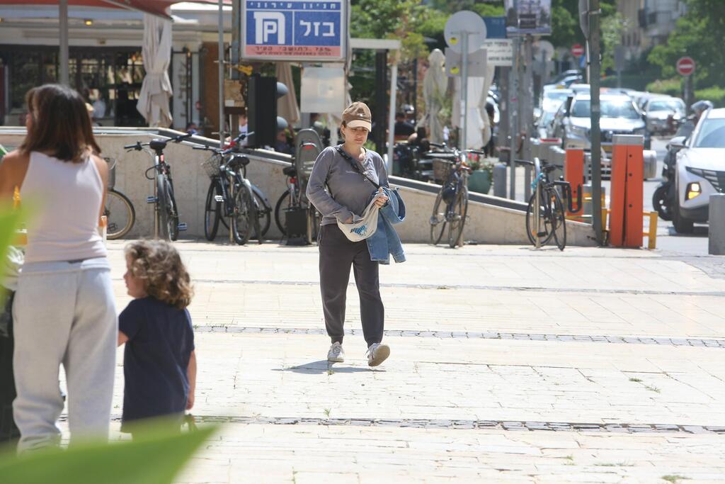 שלום אניה בוקשטיין! (צילום: מוטי לבטון) פפראצי