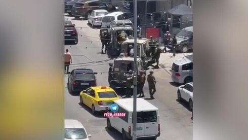 Video shows Shin Bet operatives shopping in Hebron