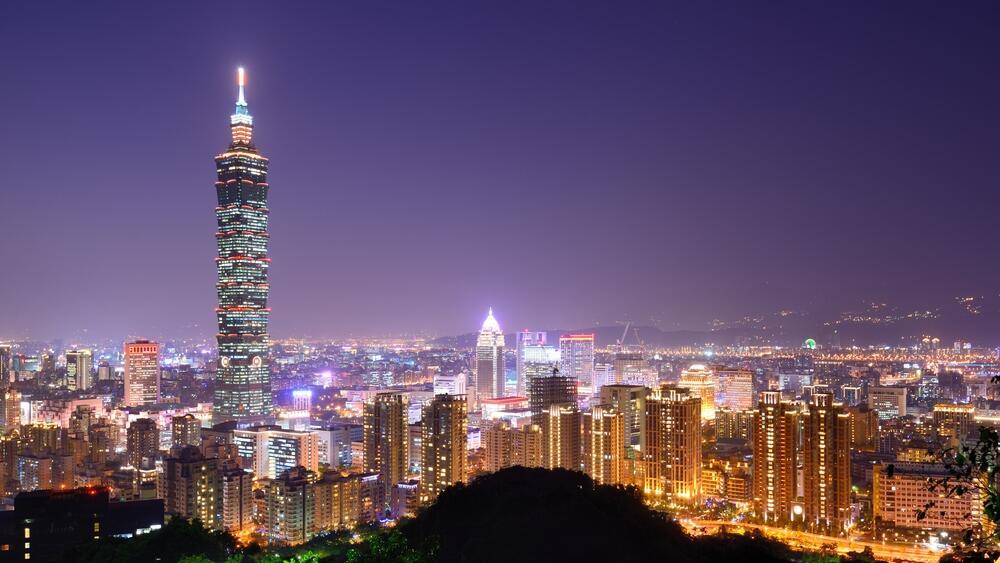 Skyline of Taiwan's capital city Taipei (Photo: Shutterstock) טאיפיי בירת טייוואן