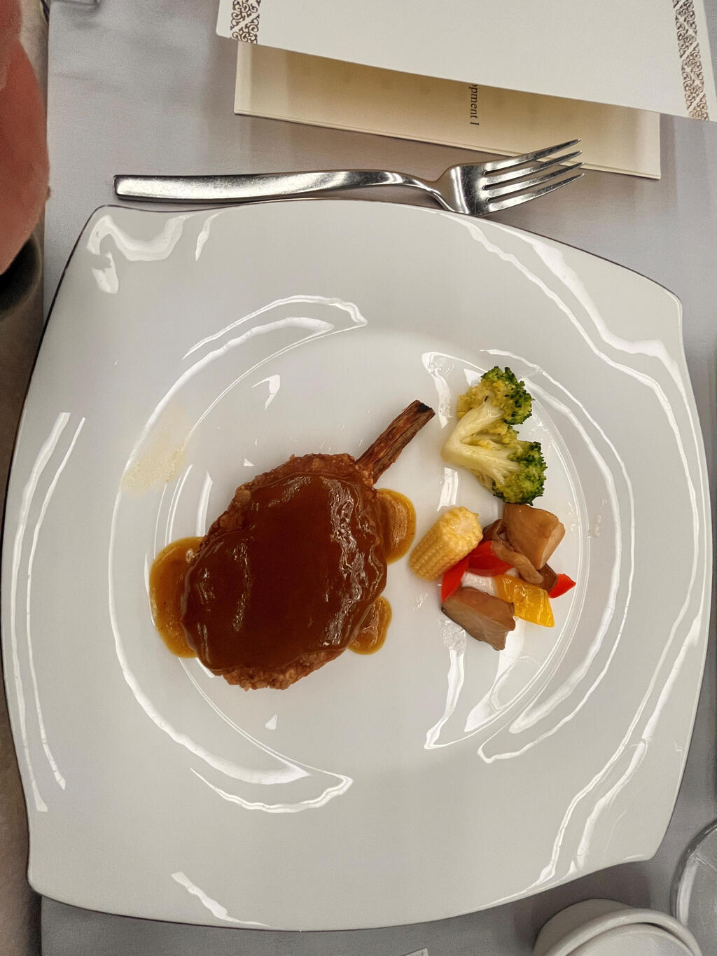 Vegetarian T-bone steak (Photo: Alon Goldstein) הסטייק הצמחוני שהוגש לי