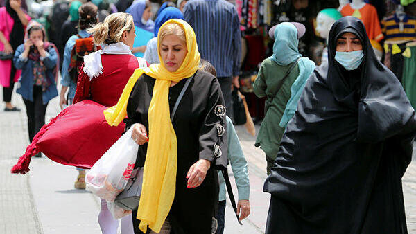 Economic turmoil and rigid policies: Iranian regime caught in Bermuda Triangle of cri - Vimarsana News