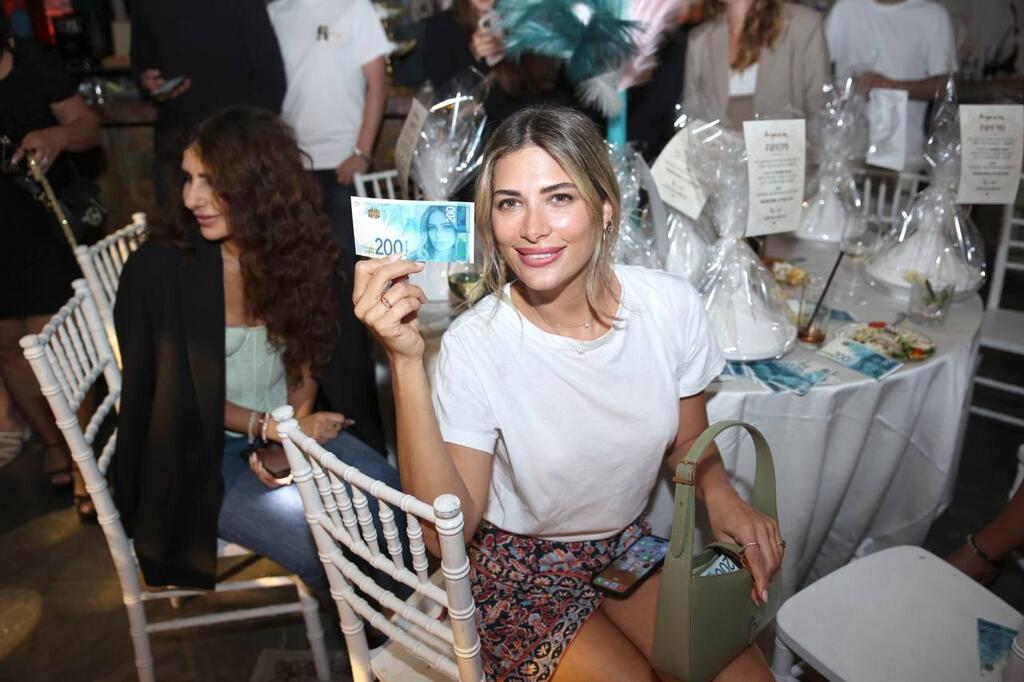 למאור גם יש שטר? מירן בוזגלו (צילום: אור גפן) ארגניה משפיעניות שטרות