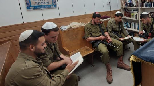 The synagogue situated at Israel's most dangerous IDF outpost - Vimarsana News