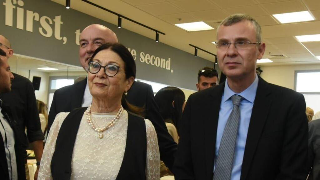 לוין וחיות. בבית הנשיא סברו שהפתרון הוא ששניהם יגיעו להבנות על מינוי שלושה שופטים בהסכמה (צילום: אביהו שפירא) טקס חנוכת בית משפט השלום ב קצרין