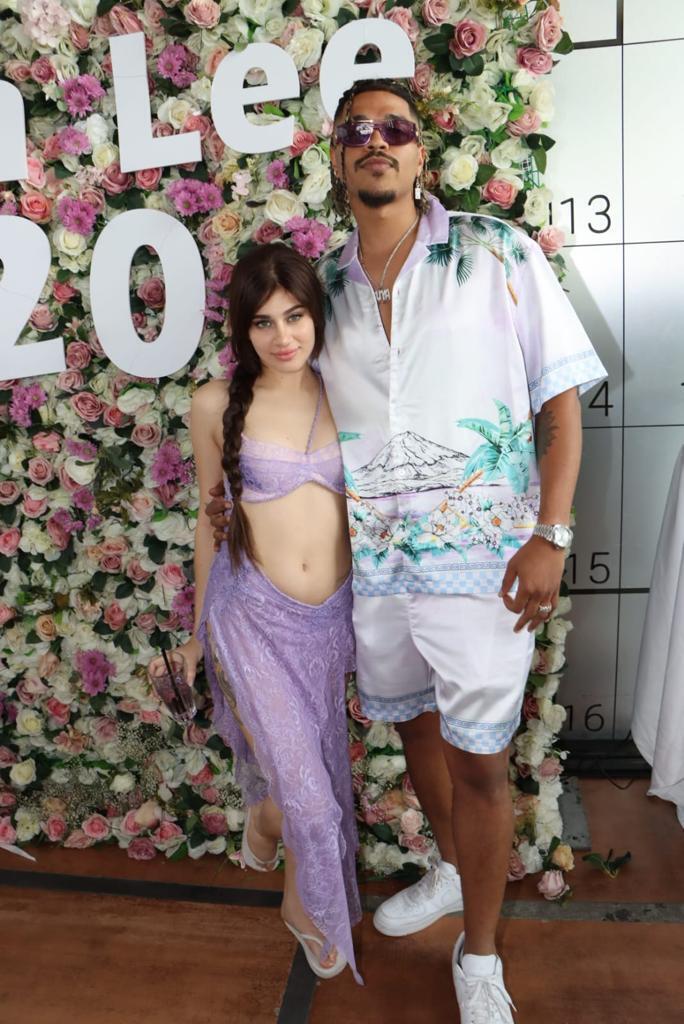 אלה לי להב יום הולדת 20 