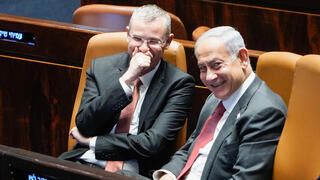נתניהו ויריב לוין במליאת הכנסת
