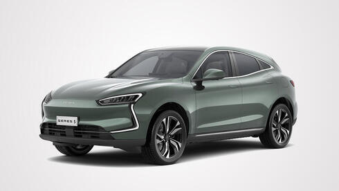 В Израиле начнутся продажи Seres, китайского конкурента Tesla Y ...