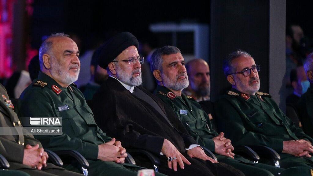 איראן משמרות המפכה הציגו טיל חדש היפרסוני