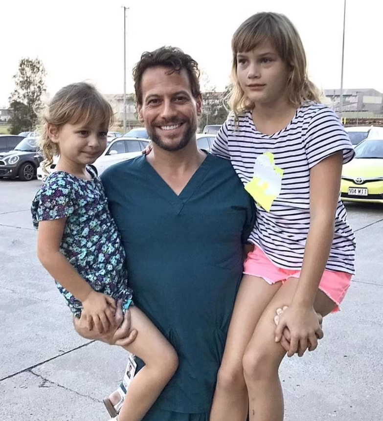 יש אפשרות שהוא לא יראה אותן בקרוב. גריפית' עם בנותיו (צילום: אינסטגרם) יואן גריפית' אלה אוונס