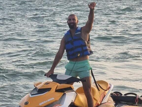 מציל חוף כורסי נישו דרוויש שאיתר את הנעדרים בכנרת