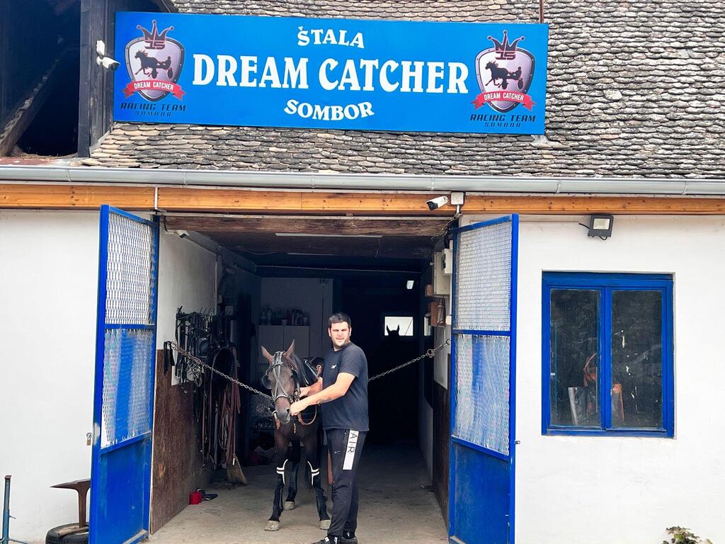 The horse stable of Nikola Jokić's father (Photo: Zeev Avrahami) חוות הסוסים של אביו של ניקולה יוקיץ'