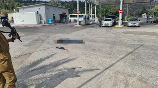 אירוע ירי בתחנת דלק ליד עלי