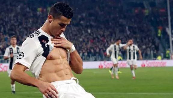 Ronaldo Vs Sampdoria Ronaldo Juventus GIF - Ronaldo Vs Sampdoria