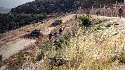 אוהלים של חיזבאללה בגבול ישראל