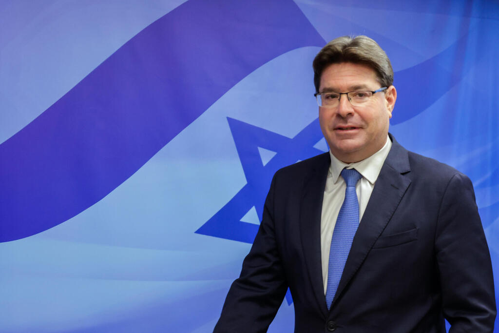 מתבטא נגד חקיקה חד-צדדית, "על דעת רה"מ". אקוניס (צילום: מארק ישראל סלם) ישיבת הממשלה
