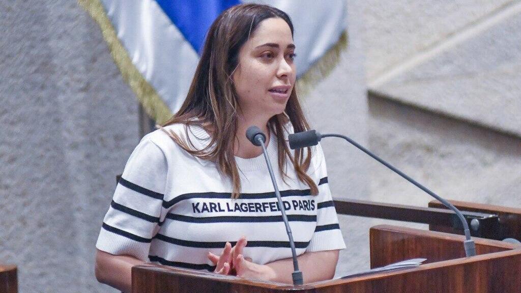 השרה מאי גולן. "מאחלים לה שתוכל להפסיק לשקר" (צילום: רפי קוץ) מליאת הכנסת