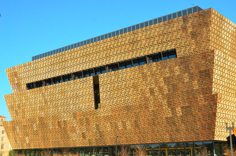 National Museum of African American History and Culture (צילום: Orhan Cam / Shutterstock) National Museum of African American History and Culture