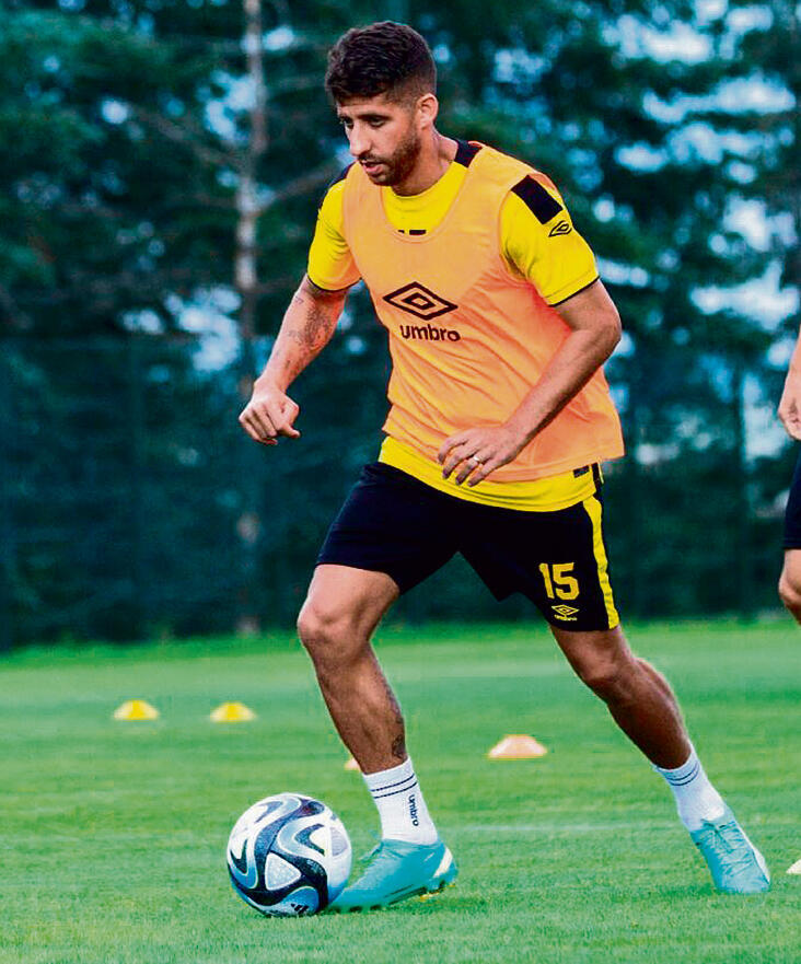 באימון בית"ר yk13502405