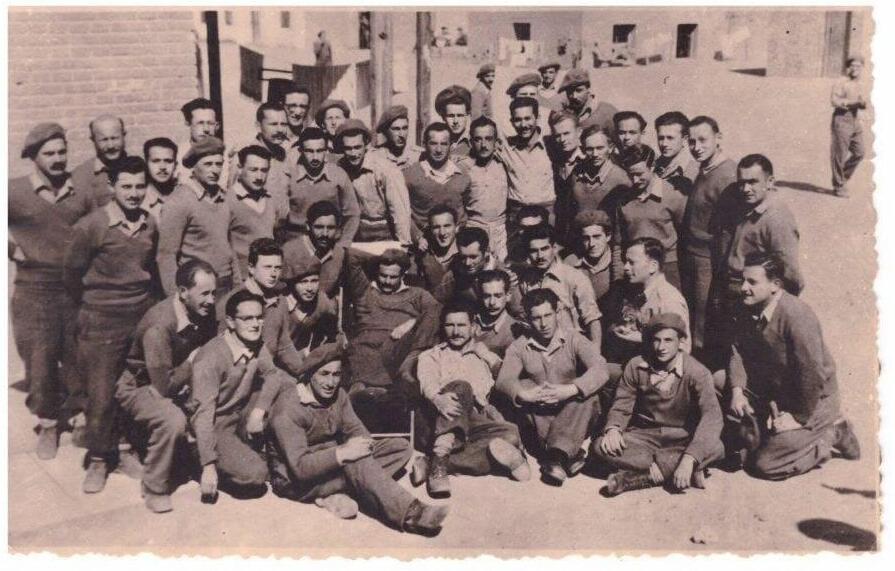 חברי קיבוץ ניצנים שנפלו בידי המצרים הציורים שציירו חברי קיבוץ ניצנים שנפלו בידי המצרים