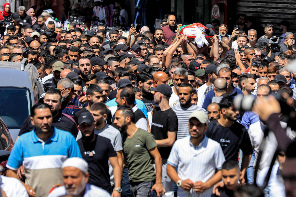 How many civilians are actually dead in Gaza? (Photo: AFP) AFP_740802-01-08061681.jpg