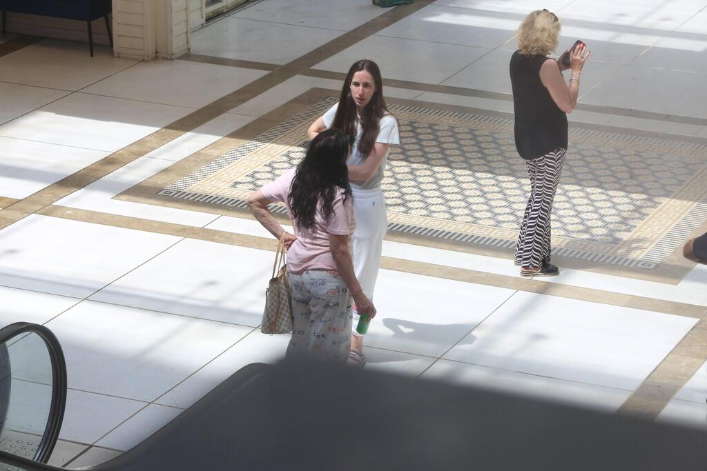 פפראצי משפחת פיק