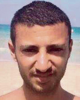 נאבק על חייו. בר כלף yk13531722