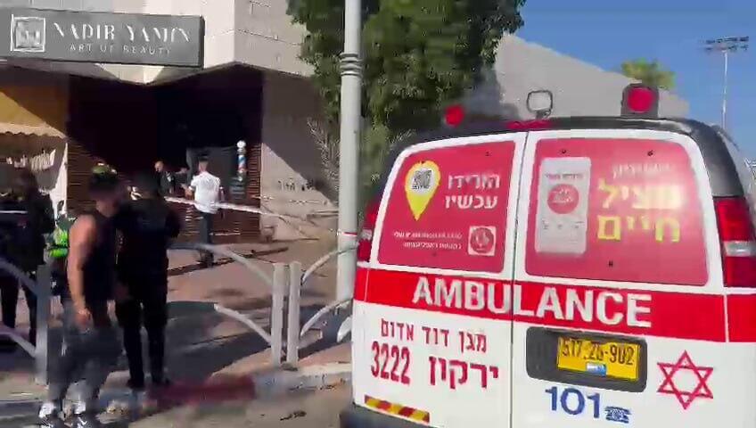 רימון הושלך למספרה בכפר סבא רימון הושלך למספרה בכפר סבא