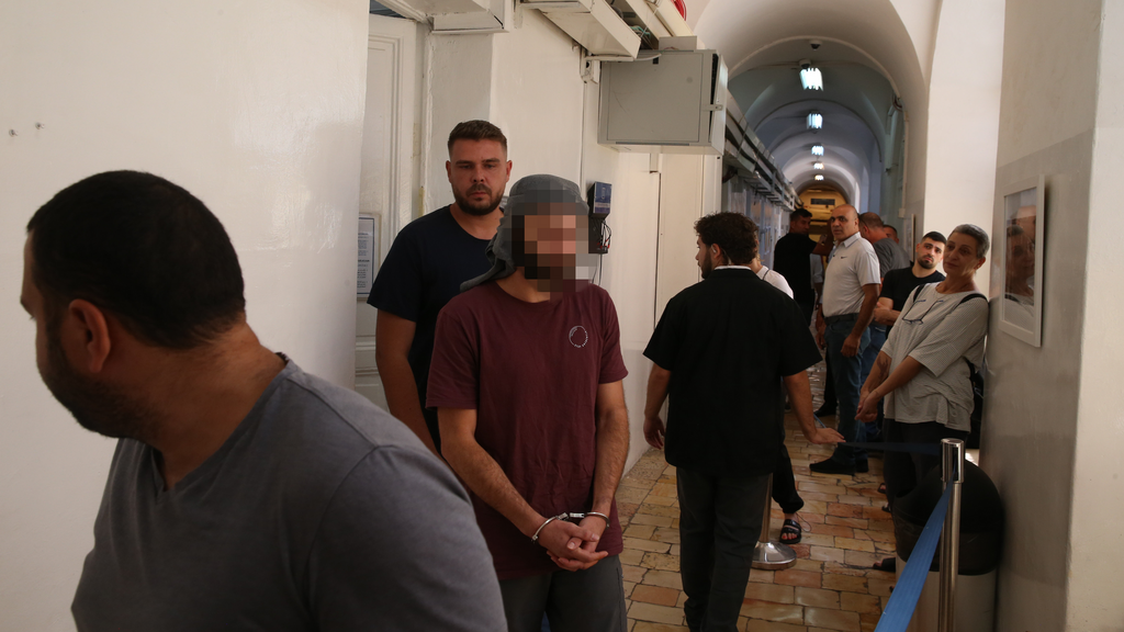 הנאשם בבית המשפט בשבוע שעבר (צילום: עמית שאבי) הארכת מעצרו של החשוד ברצח ושריפת גופתו של יאיר חדד ז״ל במטע התמרים בבקעת הירדן