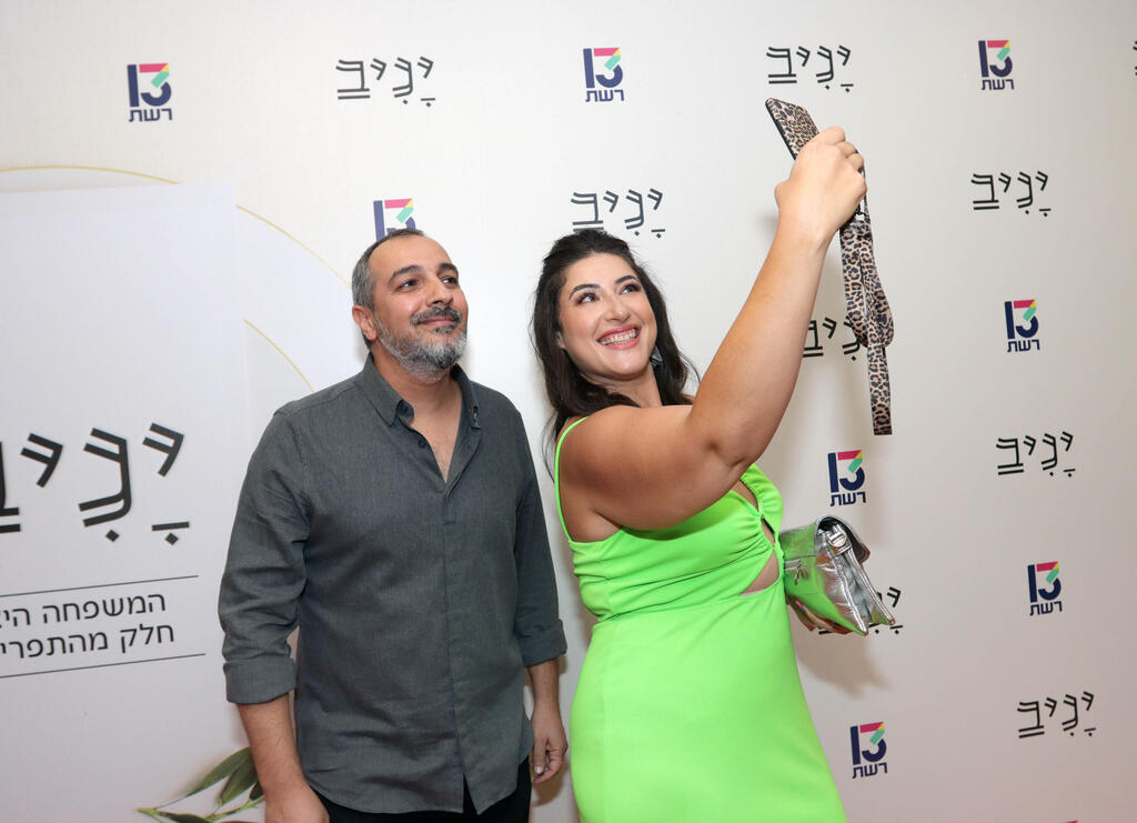 היידה סלפי! שני קליין וחנן סביון (צילום: ענת מוסברג ) פרימיירה יניב