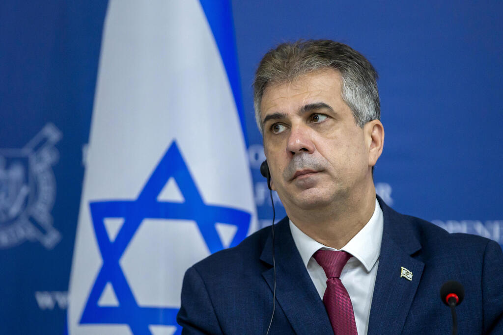 שר החוץ אלי כהן מסיבת עיתונאים ב מולדובה