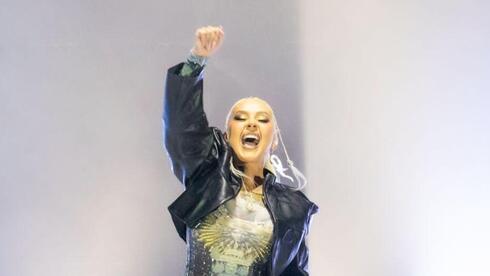 Shalom Israel!': Christina Aguilera takes the stage