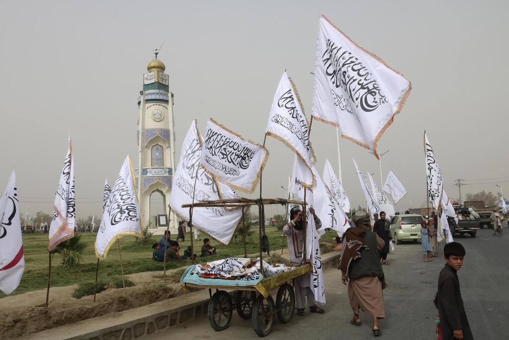 Taliban forces in Kandahar, Afghanistan (Photo: AP Photo/Abdul Khaliq) כוחות טליבאן בקנדהאר