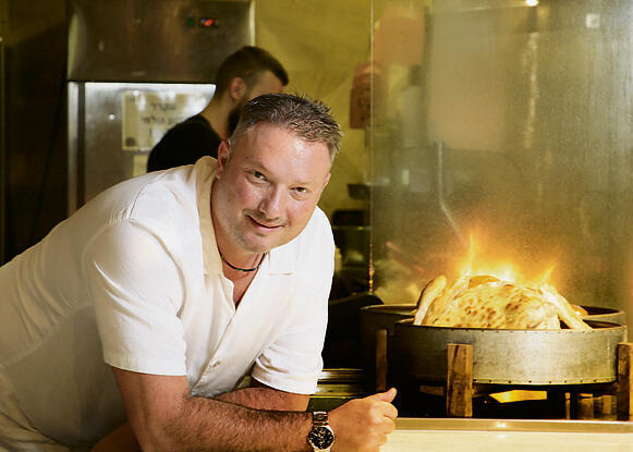 שולץ. "האמונה עידנה אותי בעבודה מול אנשים" | צילום: ריאן פרויס (ריאן פרויס) yk13543267