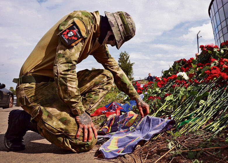 ייאלצו לבחור צד. איש וגנר אבל על מפקדו | רויטרס, Anastasia Barashkova (STRINGER) yk13563461