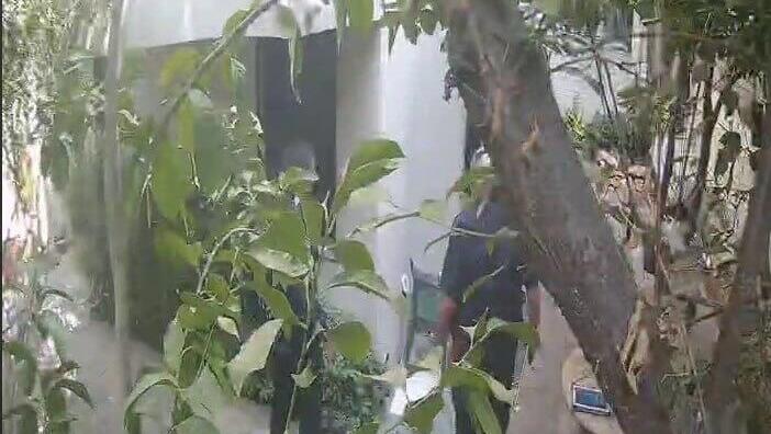 כניסת שוטרים באופן לא חוקי לביתו של פעיל במחאות נגד המהפכה המשפטית
